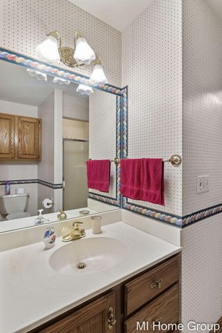 500 W Main Avenue 1, Zeeland, MI 49464