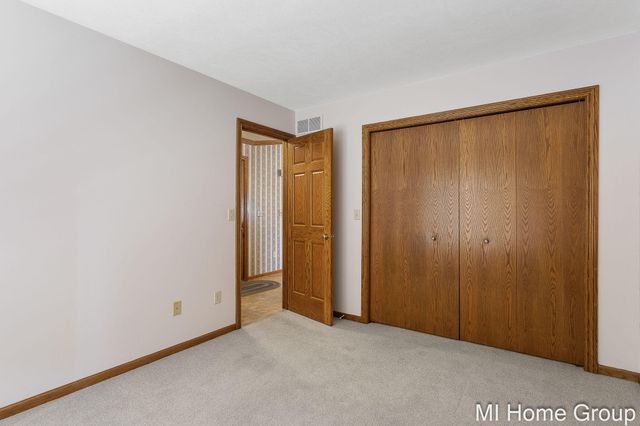 500 W Main Avenue 1, Zeeland, MI 49464