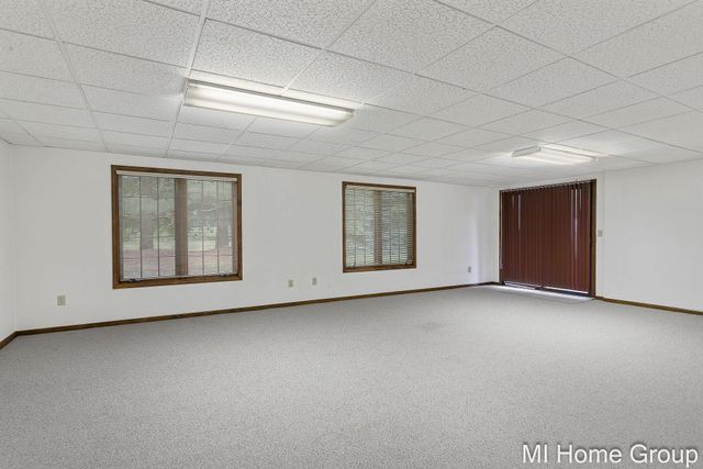 500 W Main Avenue 1, Zeeland, MI 49464