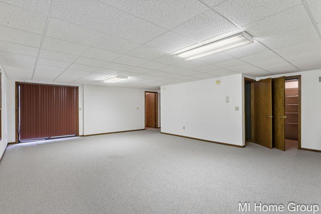 500 W Main Avenue 1, Zeeland, MI 49464