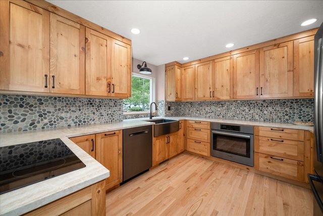 12421 E Mt Spokane Park Dr, Mead, WA 99021