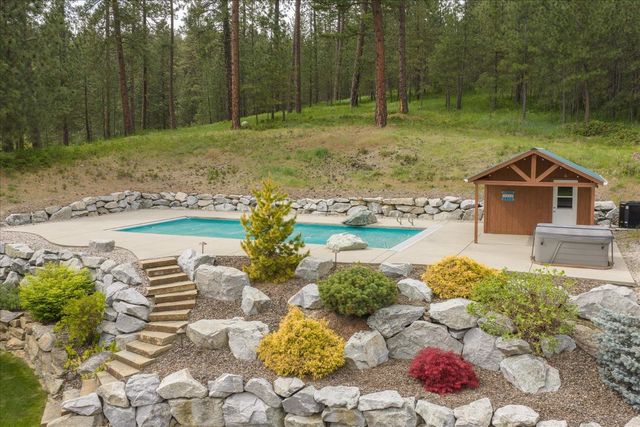 12421 E Mt Spokane Park Dr, Mead, WA 99021