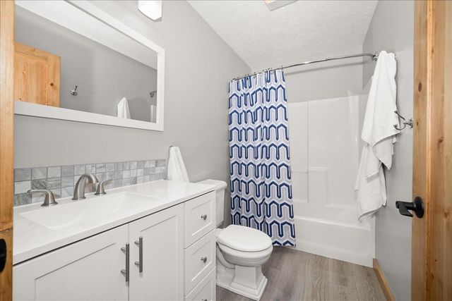 12421 E Mt Spokane Park Dr, Mead, WA 99021
