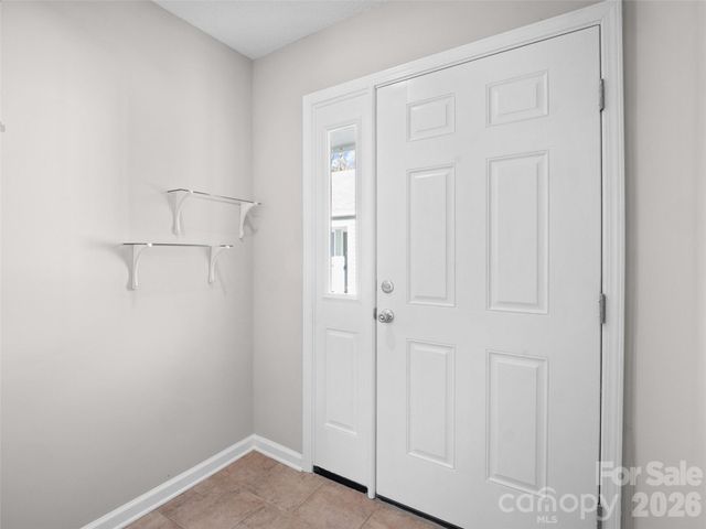 102 Llama Way, Black Mountain, NC 28711