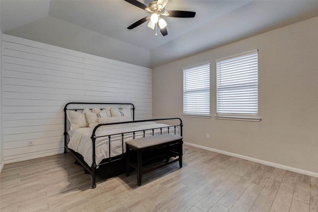 2114 Levant Lane, Baytown, TX 77523