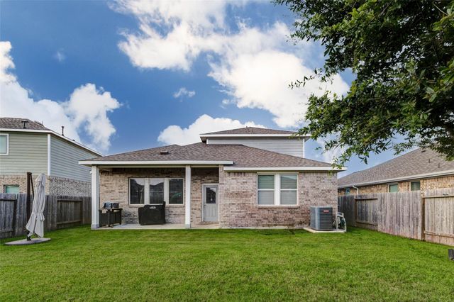 2114 Levant Lane, Baytown, TX 77523