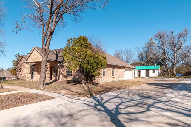 234 E Fork Road, Sunnyvale, TX 75182