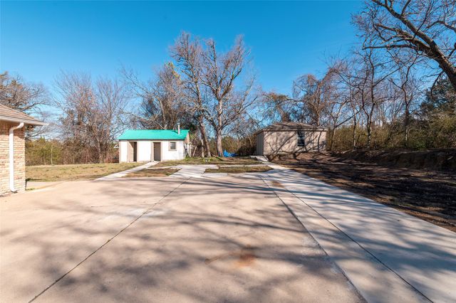 234 E Fork Road, Sunnyvale, TX 75182