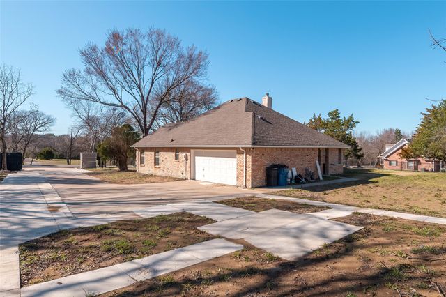 234 E Fork Road, Sunnyvale, TX 75182