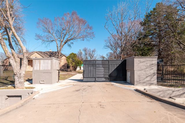 234 E Fork Road, Sunnyvale, TX 75182