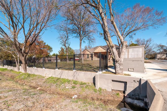 234 E Fork Road, Sunnyvale, TX 75182
