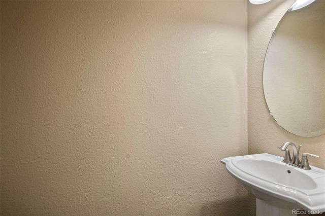 9517 Iron Mountain Way, Arvada, CO 80007