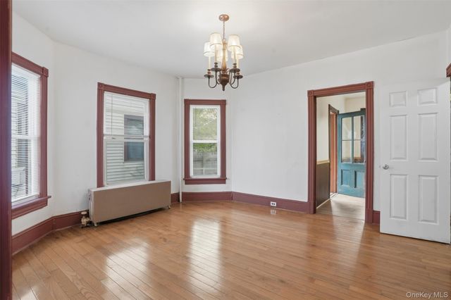 8 Sullivan Avenue, Port Jervis, NY 12771