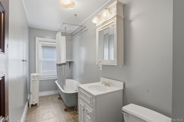 8 Sullivan Avenue, Port Jervis, NY 12771