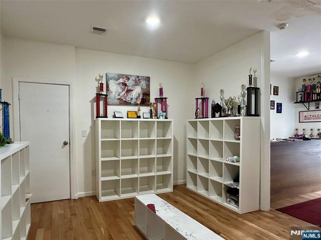 536 61st Street, West New York, NJ 07093