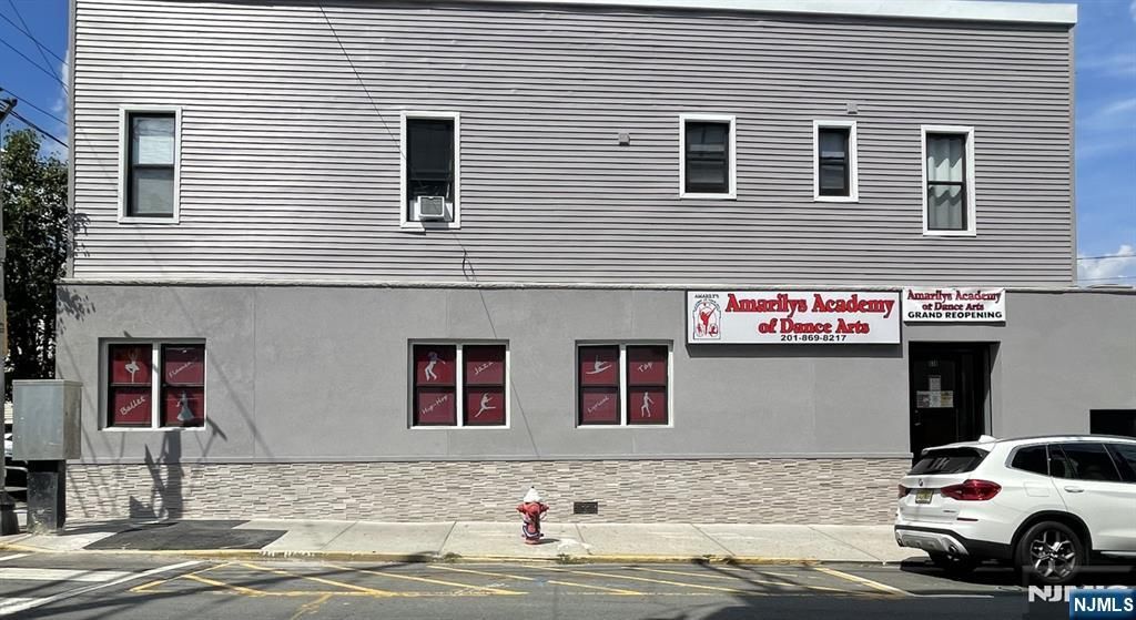 536 61st Street, West New York, NJ 07093