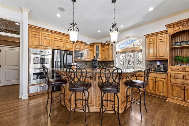 14813 Rosewood Drive, Leawood, KS 66224