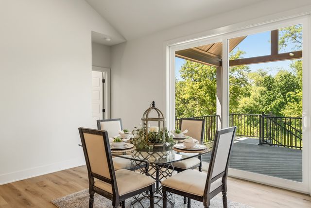 16511 Ironwood Lane, Urbandale, IA 50263