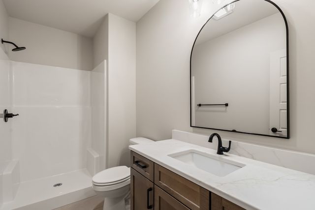 16511 Ironwood Lane, Urbandale, IA 50263
