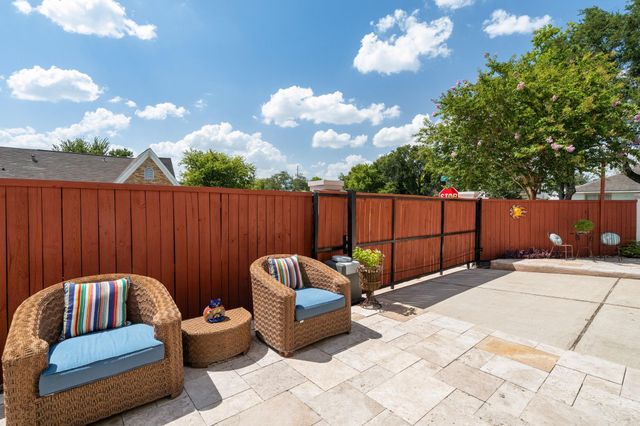 6203 Sedalia Street, Houston, TX 77021