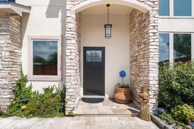 6203 Sedalia Street, Houston, TX 77021