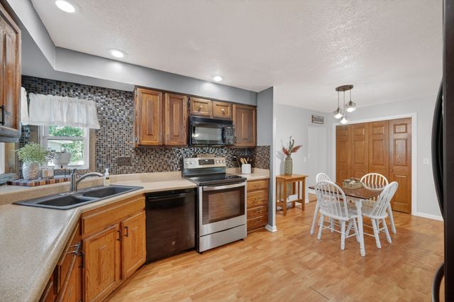 208 W Station Street, Baxter, IA 50028