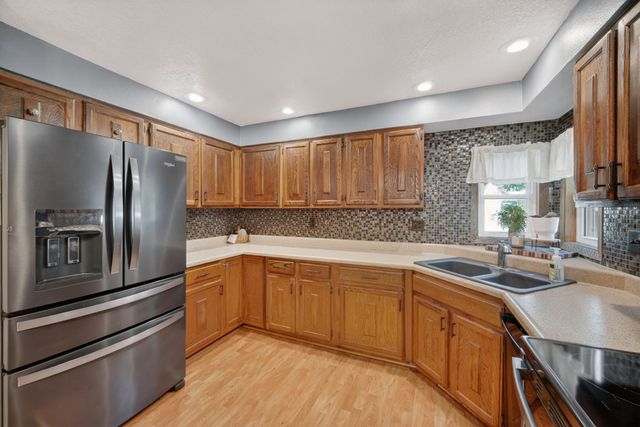 208 W Station Street, Baxter, IA 50028