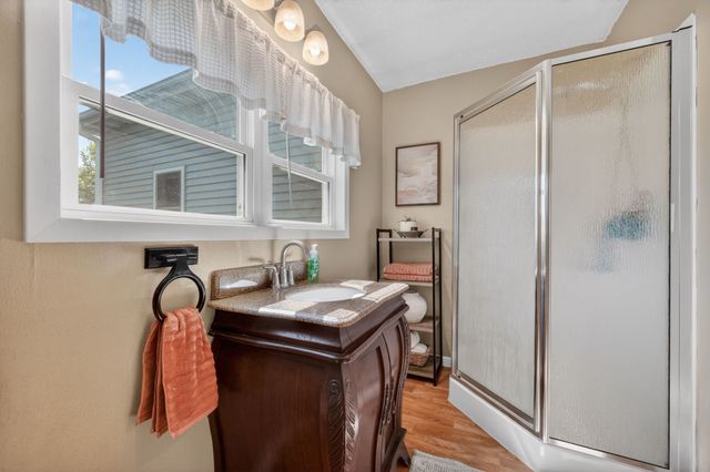 208 W Station Street, Baxter, IA 50028