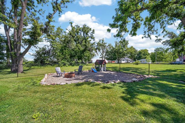 208 W Station Street, Baxter, IA 50028