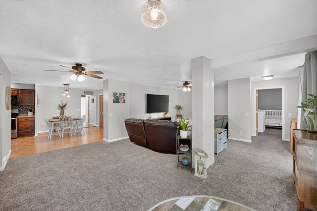 208 W Station Street, Baxter, IA 50028