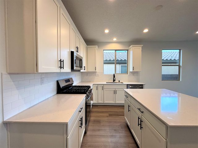 5436 Blazing Star Street NE, Rio Rancho, NM 87144