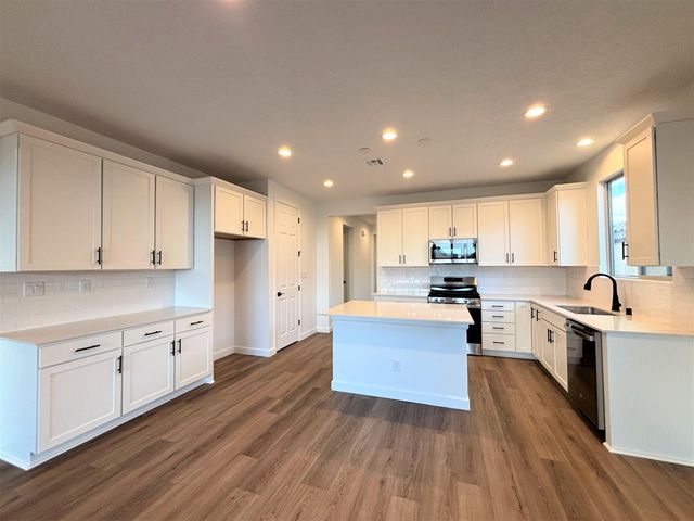 5436 Blazing Star Street NE, Rio Rancho, NM 87144