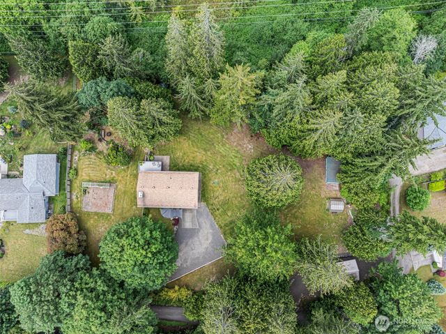 19545 Park Boulevard NE, Suquamish, WA 98392