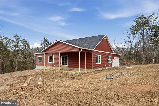 831 AVANTI DR., Bunker Hill, WV 25413