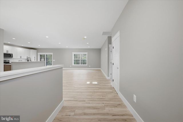 831 AVANTI DR., Bunker Hill, WV 25413
