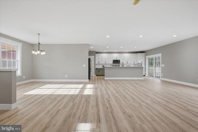 831 AVANTI DR., Bunker Hill, WV 25413