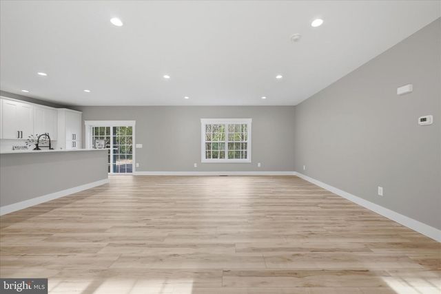 831 AVANTI DR., Bunker Hill, WV 25413