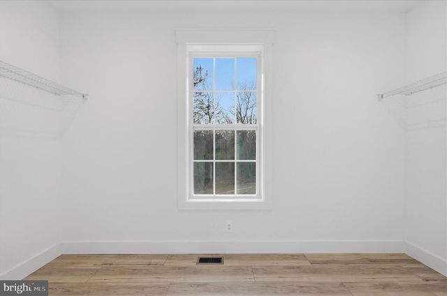 831 AVANTI DR., Bunker Hill, WV 25413
