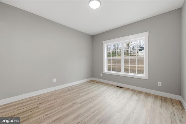 831 AVANTI DR., Bunker Hill, WV 25413