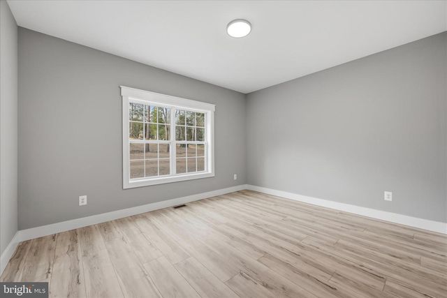 831 AVANTI DR., Bunker Hill, WV 25413