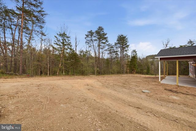 831 AVANTI DR., Bunker Hill, WV 25413