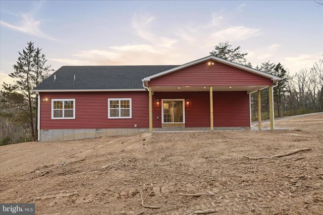 831 AVANTI DR., Bunker Hill, WV 25413