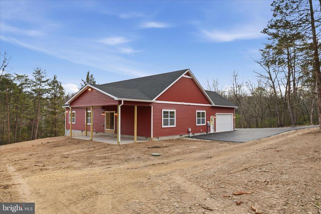831 AVANTI DR., Bunker Hill, WV 25413