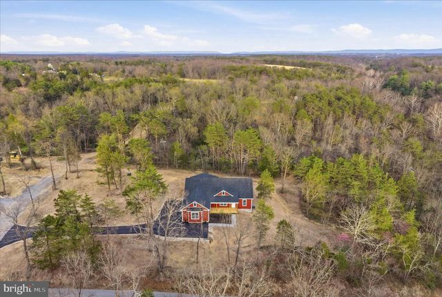 831 AVANTI DR., Bunker Hill, WV 25413