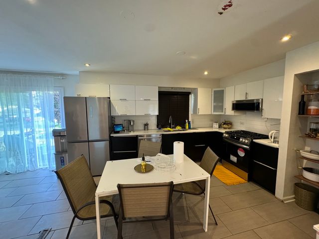 10300 S KATHY Court, Palos Hills, IL 60465