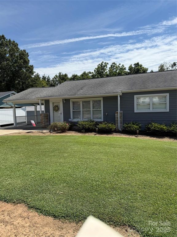 609 Coble Avenue, Albemarle, NC 28001