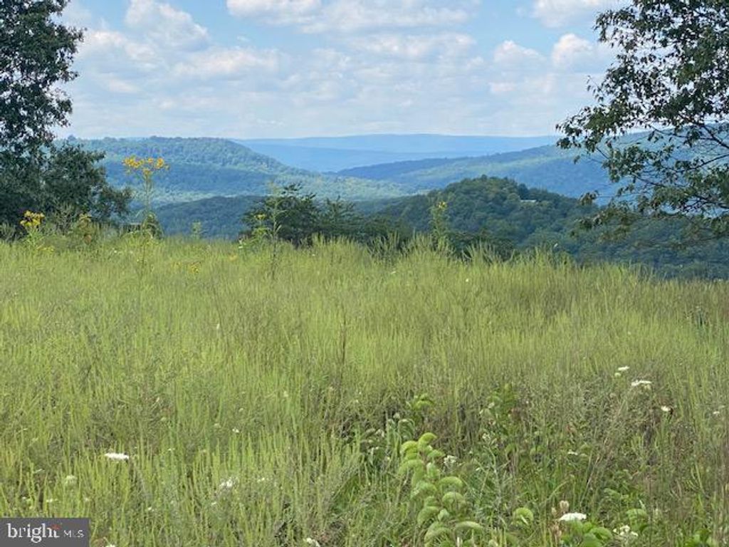 377 OLD SCOTT FARM RD, Moorefield, WV 26836