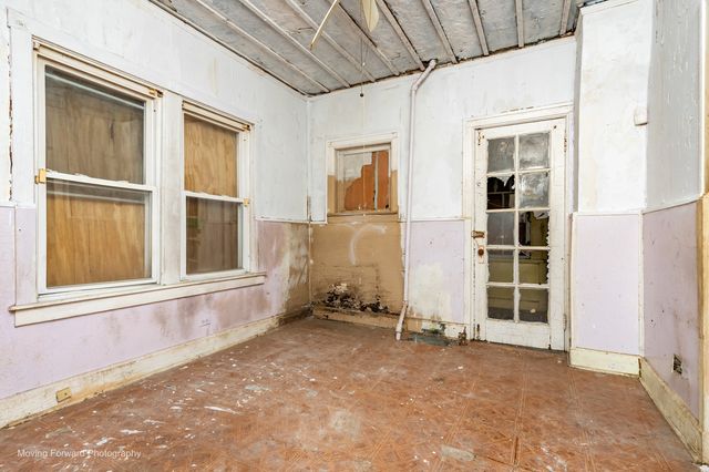 5538 S Perry Avenue, Chicago, IL 60621