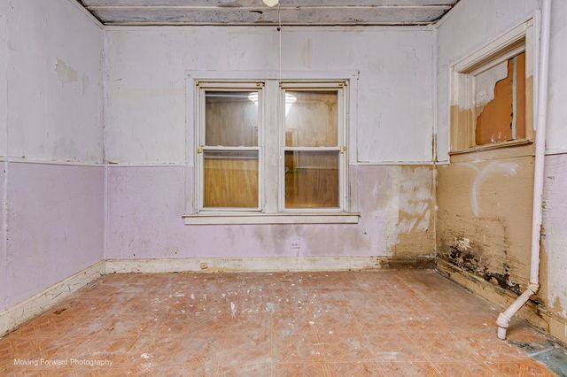 5538 S Perry Avenue, Chicago, IL 60621