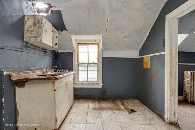 5538 S Perry Avenue, Chicago, IL 60621